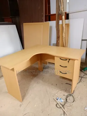 L-Shape Office Desk na Droo 3 (1 Ina Kifungio)