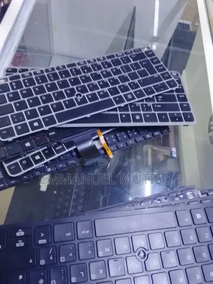 Kibodi ya Laptop Iliyotumika