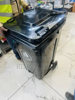 Vifaa vya Taka vya Lita 240 na Pedal na Magurudumu (Meusi/Kijani/Manjano)