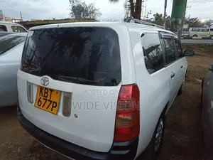 Toyota Succeed 2004 - Nyeupe