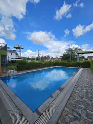 Nyumba ya Townhouse 4-Chumba kwa Upangaji Phenom Estate, Langata