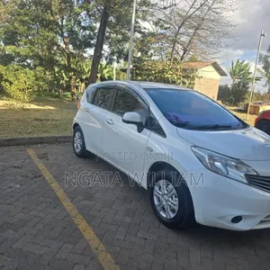 Nissan Note 2013 Nyeupe