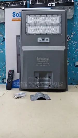 Mwanga wa Barabarani wa Solar wa Ubora wa Juu 2000W (Usiku hadi Alfajiri)
