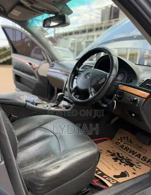 Mercedes-Benz E200 2005 Kijivu