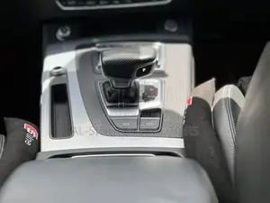 Audi Q5 2.0T Premium AWD quattro 2019 Nyeupe