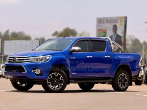 Toyota Hilux Revo Double Cab 2.4 Diesel Automatic 2019 Bluu