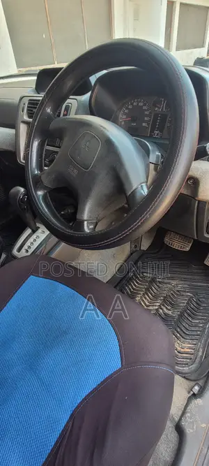 Mitsubishi Pajero 1999