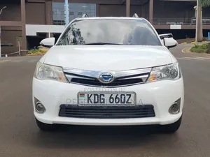 Toyota Corolla Fielder 1.5 Petrol AWD 2015 White