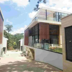 Nyumba ya kifahari ya Vyumba 6 vya Kulala Inauzwa Muthangari