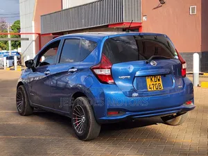 Nissan Note e-Power 2018 Blue