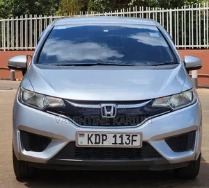 Honda Fit 2016 Silver Hybrid