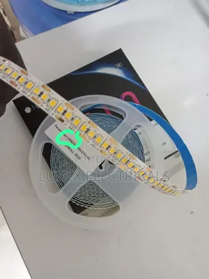 LED Strip Light 5M 240 LEDs/M Nyeupe ya Joto