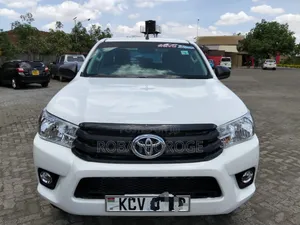 Toyota Hilux Revo Double Cab 2.4 Diesel Manual 2019 White