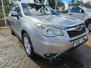Subaru Forester 2016 Nyeupe