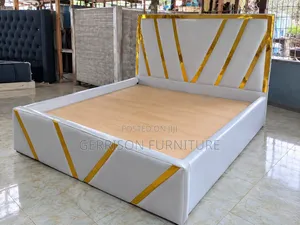 Kitanda Kipya cha Luxury 5x6 Nyeupe