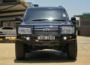 Toyota Land Cruiser Cygnus 2005