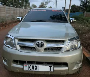 Toyota Hilux 2002 Double Cab Pickup