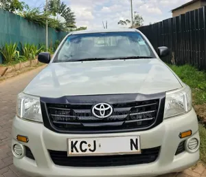 Toyota Hilux 2016 Double Cab Pickup