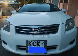 Toyota Axio 2010