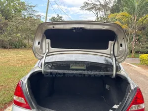 Nissan Tiida 2008 Silver