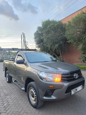 Toyota Hilux Highrider 2023