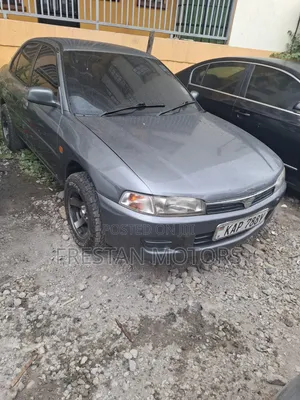 Mitsubishi Lancer 1997 Kijivu