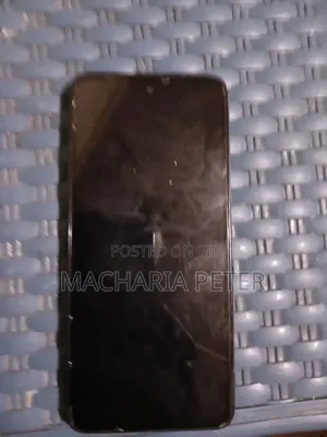Tecno Spark 20 128GB Blue
