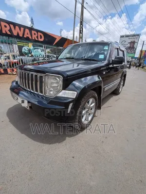 Jeep Cherokee 2010 Nyeusi