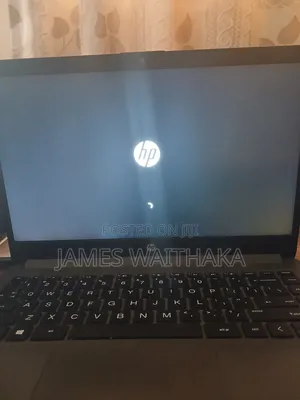 Laptop HP 240 G8 - Intel Core i5, 4GB RAM, 256GB SSD