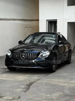Mercedes-Benz C200 2019 Nyeusi