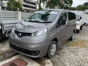 Nissan NV200 S 2019 Minivan