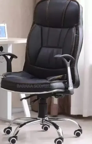 Kiti cha Ofisi cha Kuinama cha Mgongo Mrefu - Nyeusi