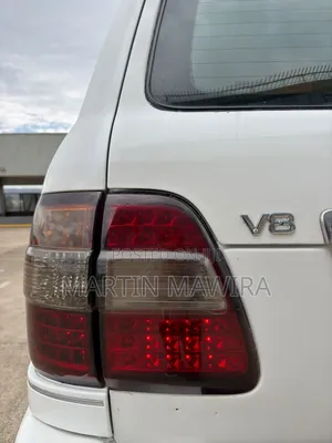 Toyota Land Cruiser Prado 2005 White
