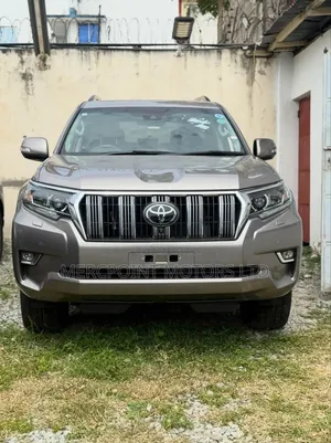 Toyota Land Cruiser Prado 4.0 Petrol TZ-G 2019 Silver