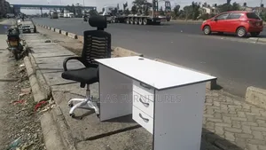 Kiti na Dawati la Kujisomea lenye Kiti Kinachoweza Kurekebishwa