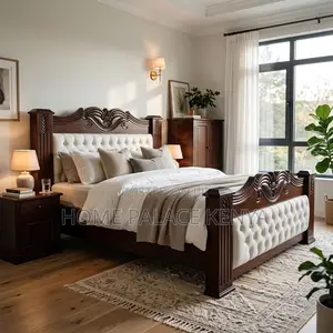 Kitanda cha King Size cha Mbao ya Mahogany chenye Padi