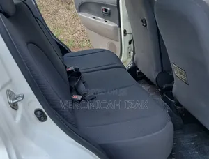 Toyota Passo 2006 Nyeupe