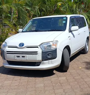 Toyota Succeed TXG 2020