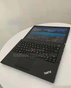 Laptopi ya Lenovo ThinkPad X270 - Intel Core i5, 8GB RAM, 256GB SSD