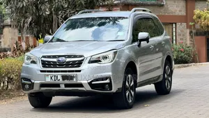 Subaru Forester 2016 Nyeupe