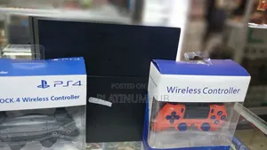 PS4 Standard Chipped + Vidhibiti 2