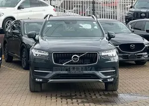 2019 Volvo XC90 T5 Blue