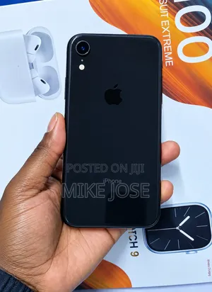 Apple iPhone XR 128GB Nyeusi (Ex-UK)