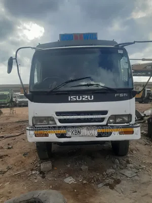 Isuzu FSR High Sided Truck - 2014
