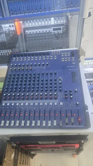 Yamaha MG166CX 16-Channel Mixer
