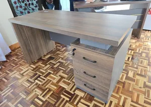 Executive Desk - Ubora wa Juu