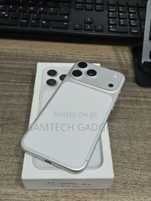 Apple iPhone 17 Pro Max 512GB Silver