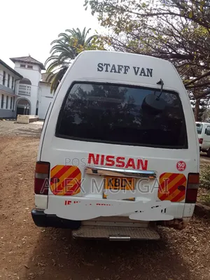 Nissan Caravan (Urvan) Highroof 2000 Diesel