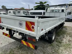Mitsubishi Fuso Canter Long Chase - Very Clean