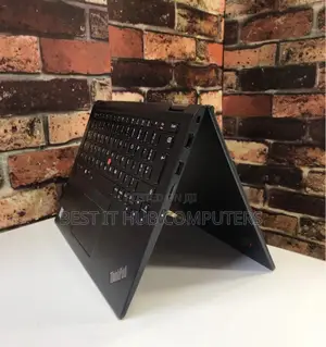 Lenovo ThinkPad X390 Yoga Laptop